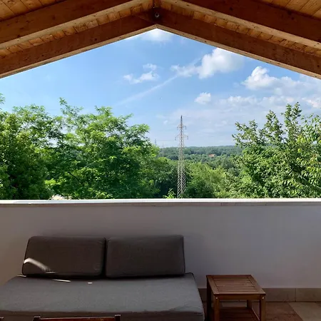 Grant's * Labin (Istria)