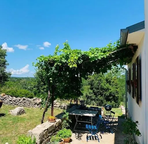 בית נופש Grant's *