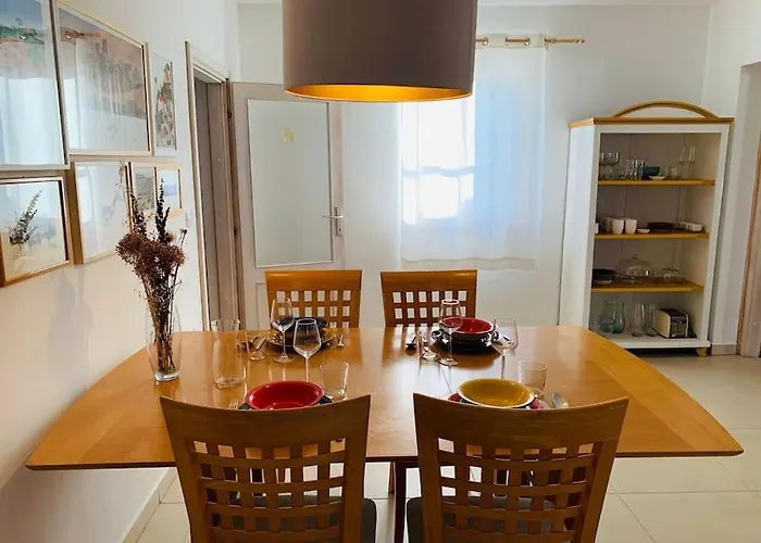 בית נופש Grant's לאבין